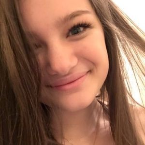 Meet your Posher, Carley